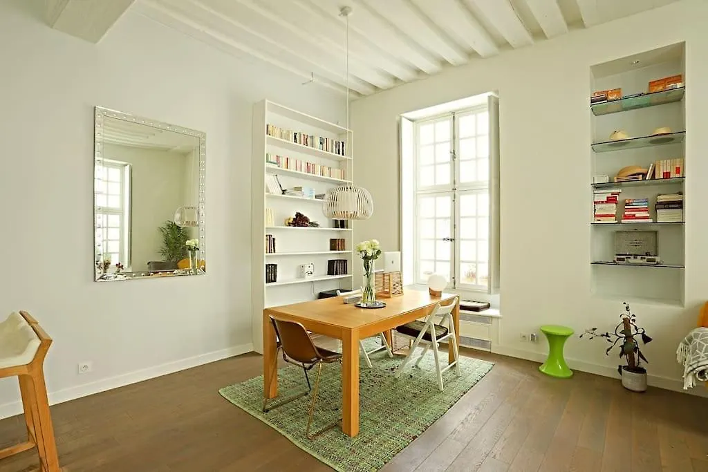 Luxurious In Le Marais Appartamento Parigi